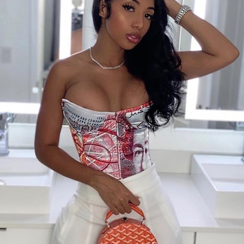 U Neck corset